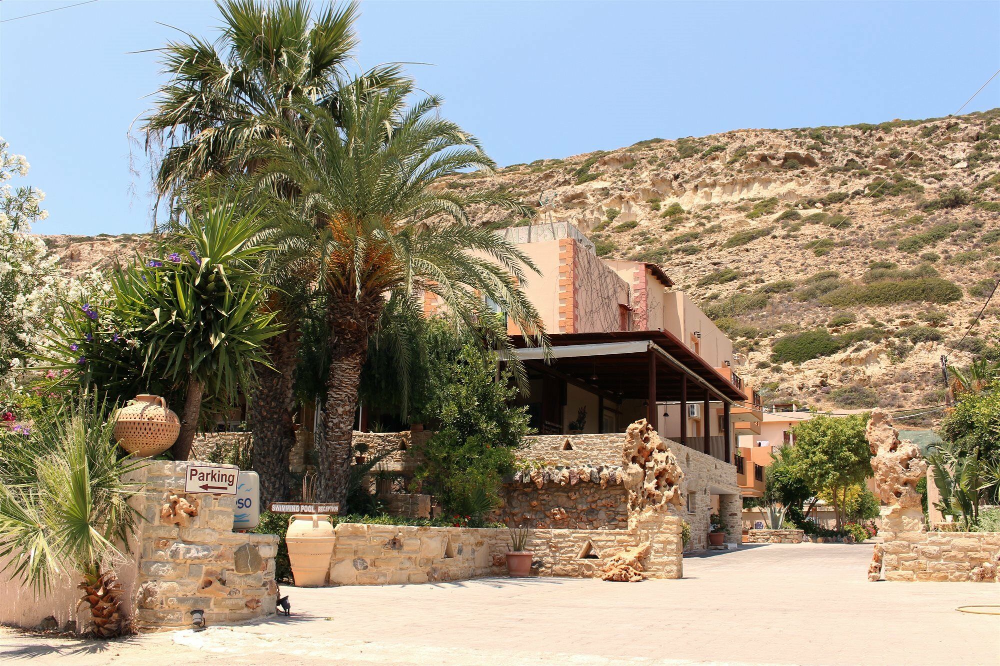 Calypso Hotel Matala  Exterior photo