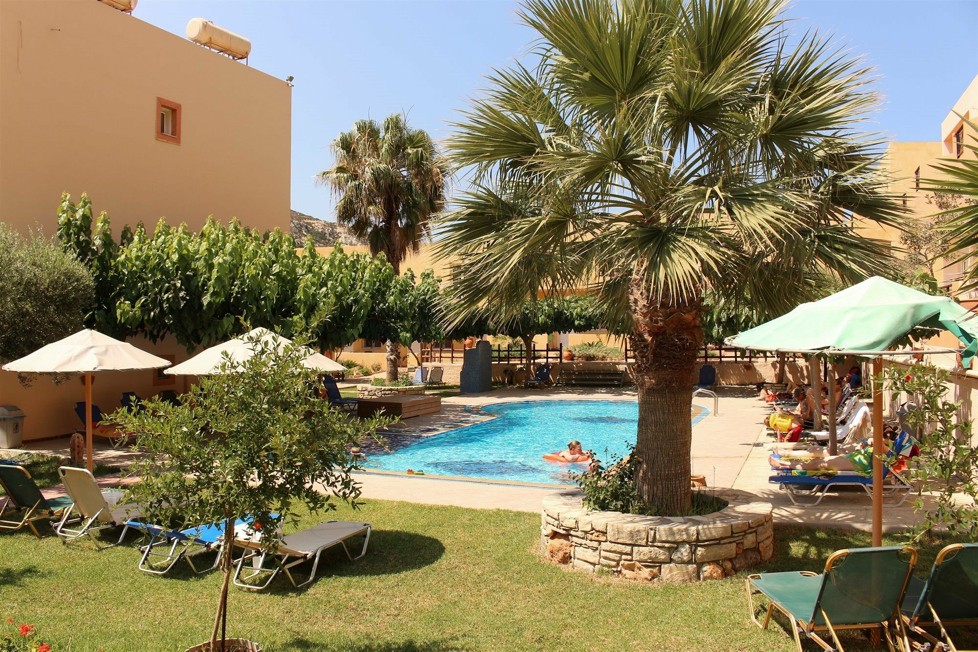 Calypso Hotel Matala  Exterior photo