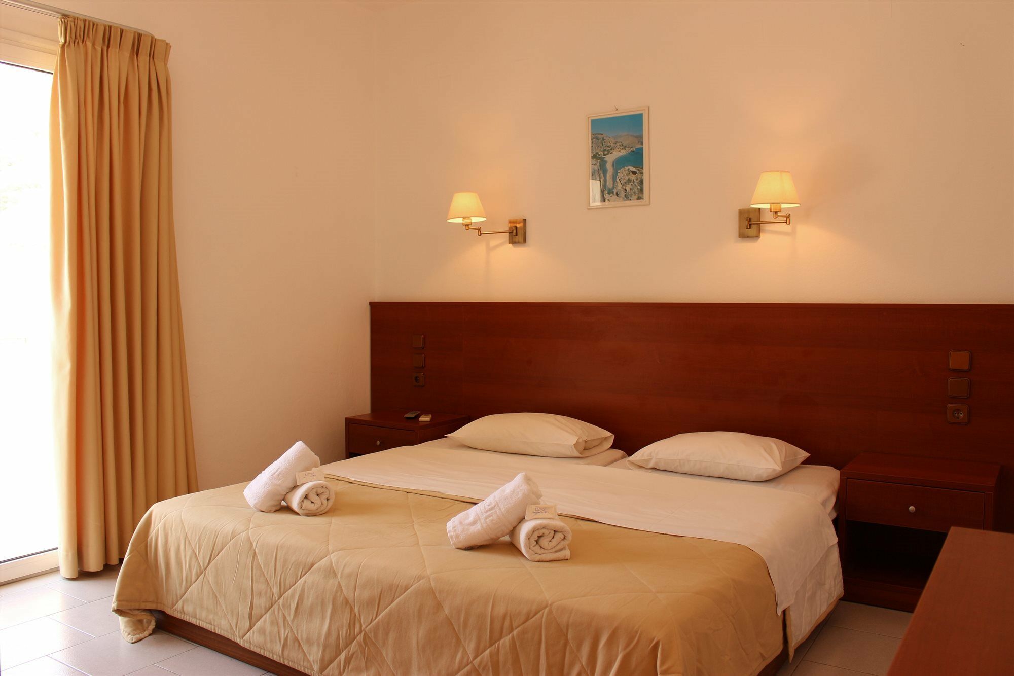 Calypso Hotel Matala  Exterior photo